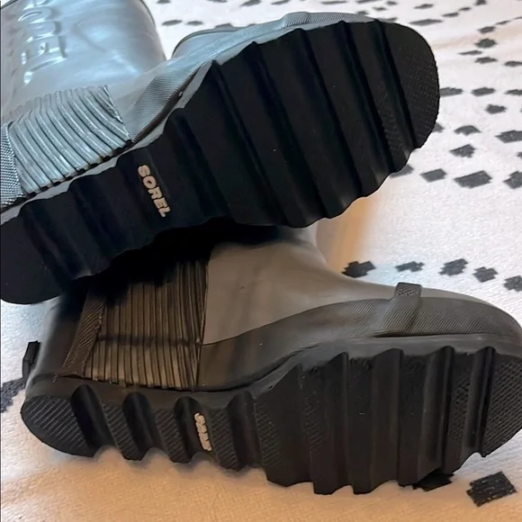 Sorel Black Winter & Rain Boots - Picture 6 of 9